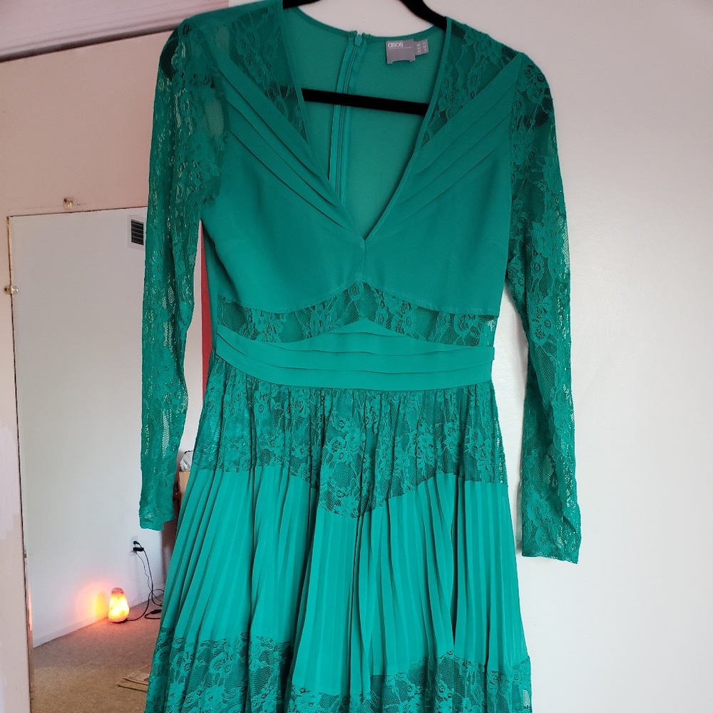 Stunning Emerald Green Pleated Dress by Asos